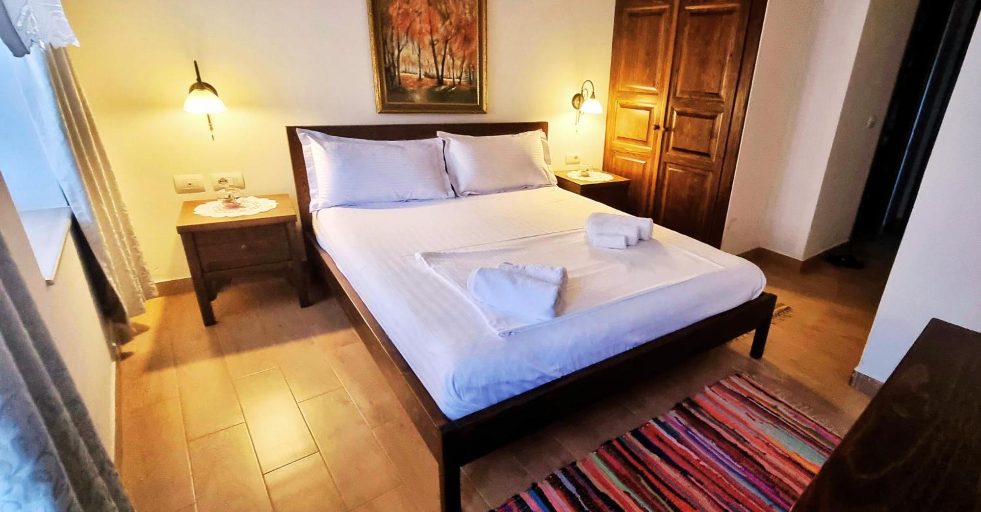 Hotel Gorica - Unesco Quarter Berat Kültér fotó