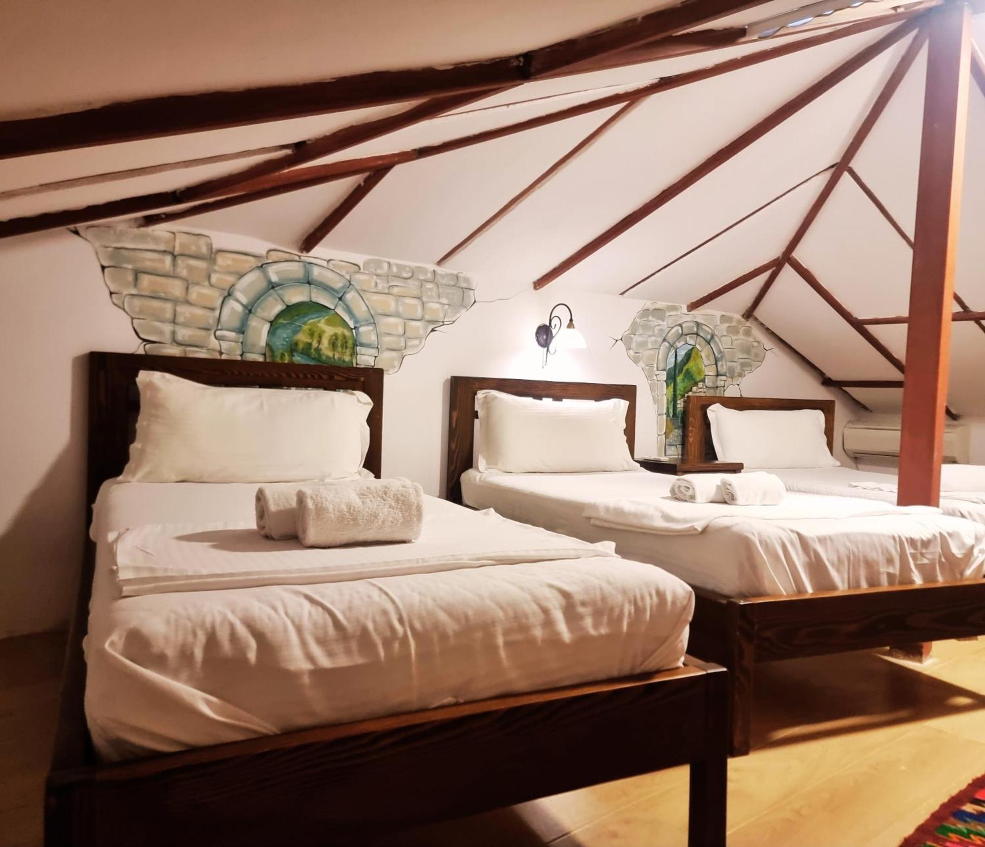 Hotel Gorica - Unesco Quarter Berat Kültér fotó