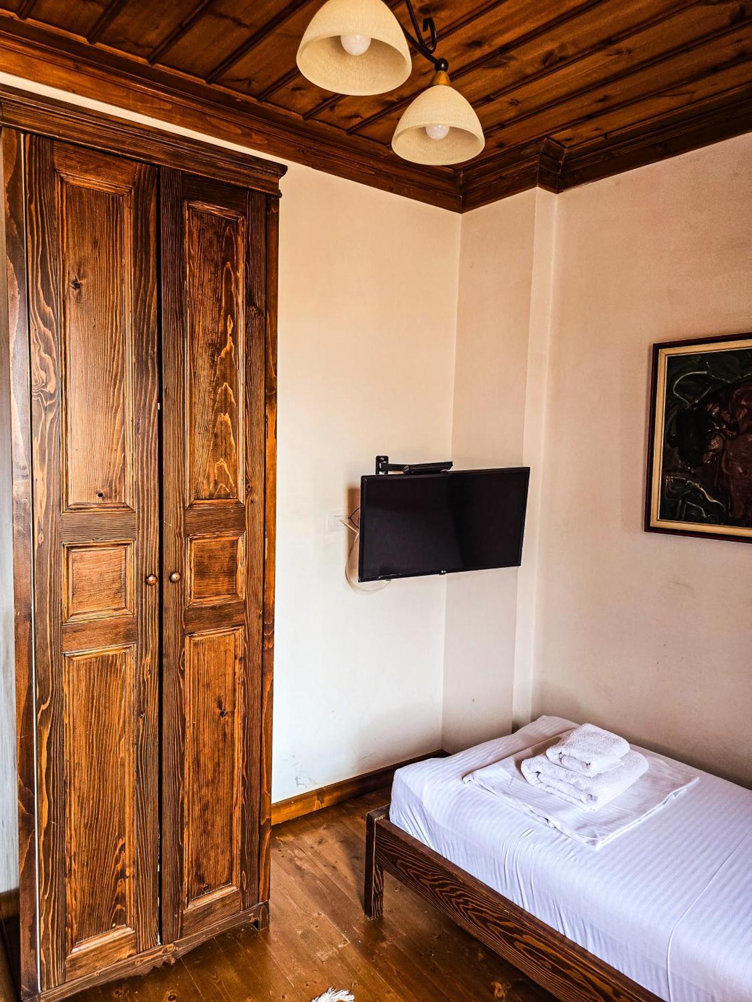 Hotel Gorica - Unesco Quarter Berat Kültér fotó
